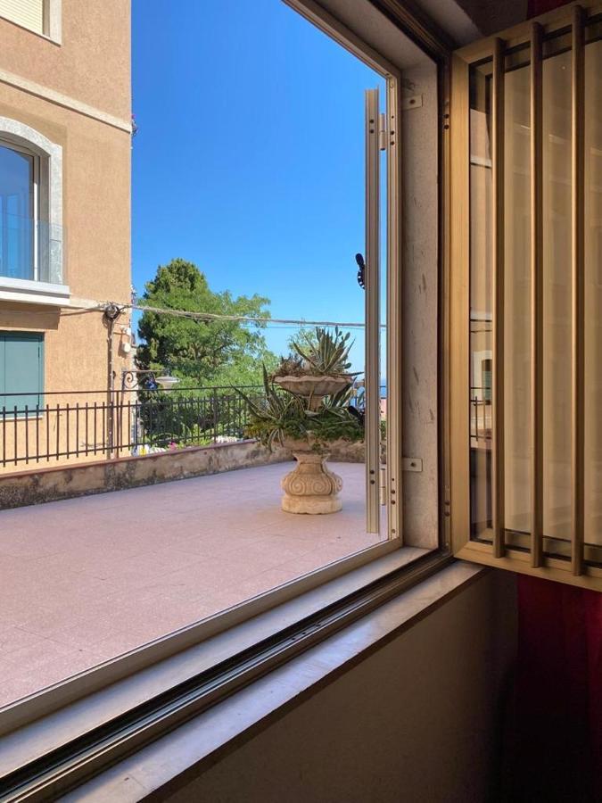 Camere Il Leone Taormina Exterior foto